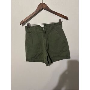 Brand New American Eagle Women's Size 4 Flat Front Pockets Mom Shorts Green